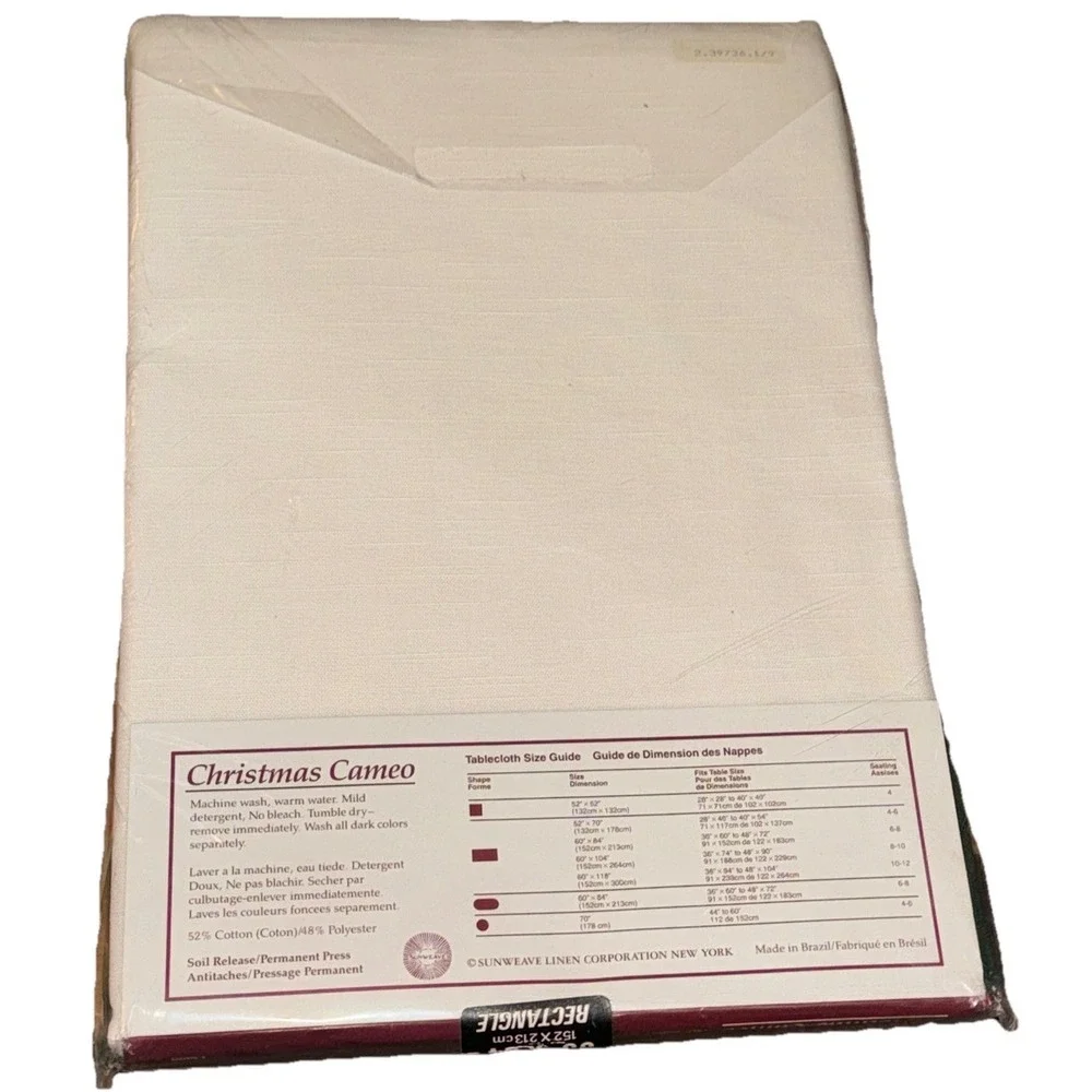 Holiday Designs For Dining Tablecloth Poinsettias 60 X 84